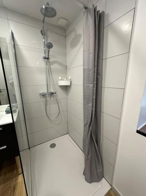 Apartament Joli Loft Ploërmel Zewnętrze zdjęcie